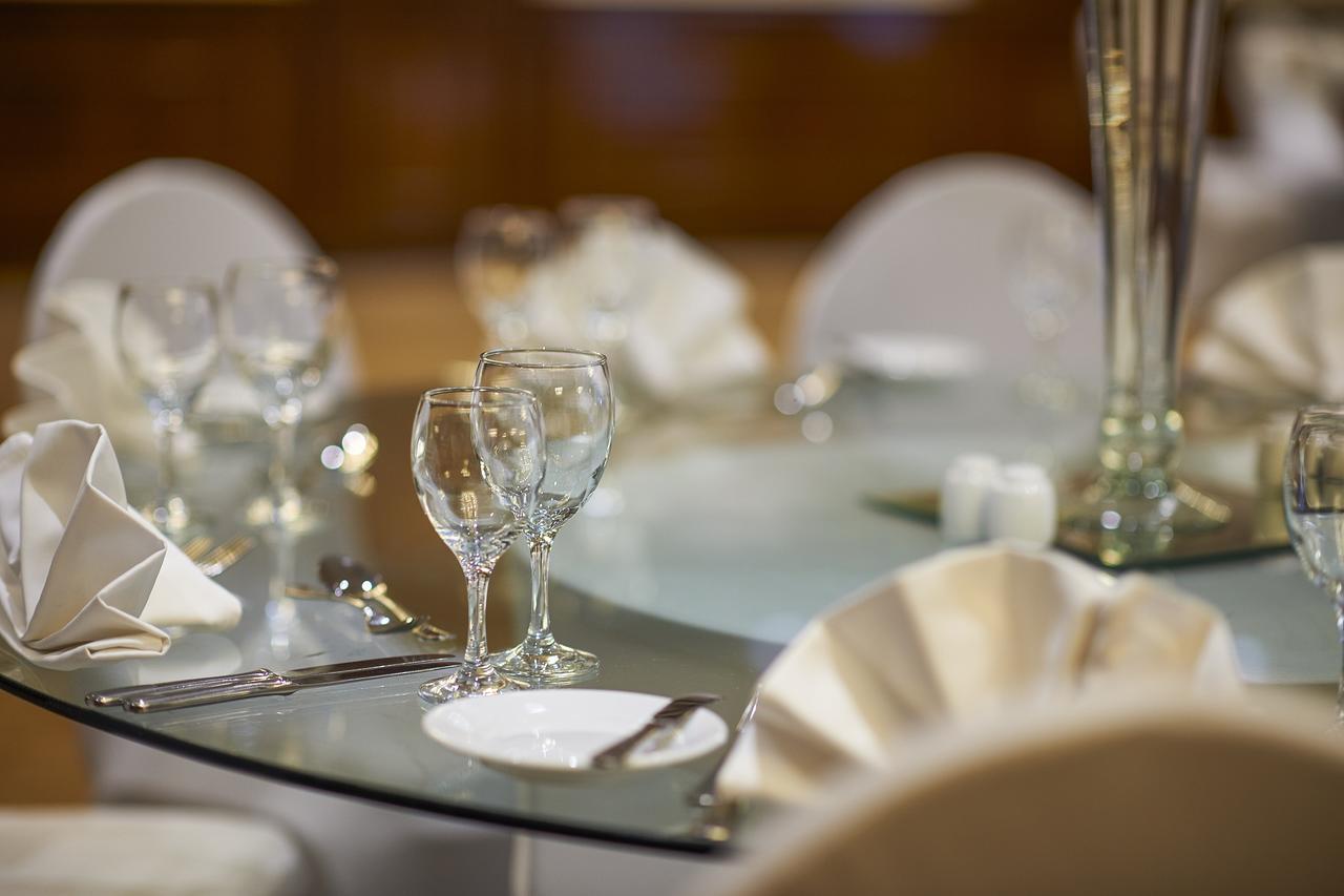 Safir Hotel Cairo Giza Ngoại thất bức ảnh A wine glass